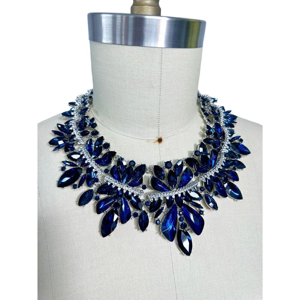 Natasha Sapphire Blue Marquise Necklace Stunning Runway NWT
